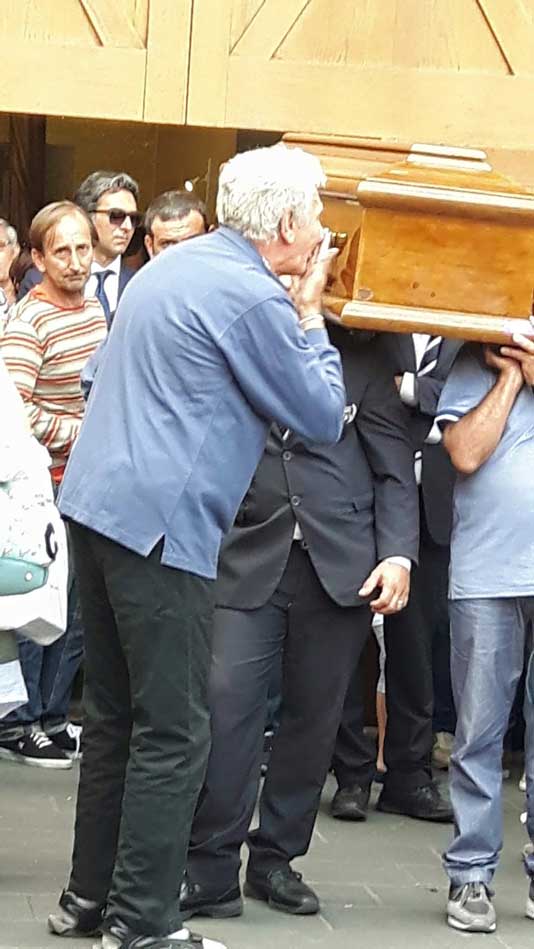 carusci funerale3