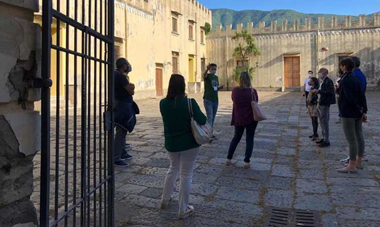 Riapre alle visite il castello del parco