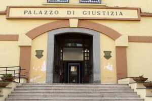 Un colpo di pistola arrivato in procura a Nocera Inferiore