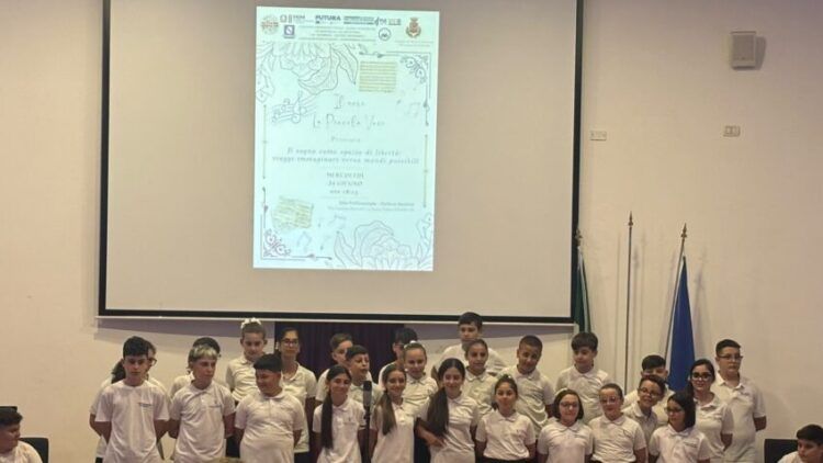 “Le Piccole Voci” del V Comprensivo di Nocera Inferiore strappano applausi
